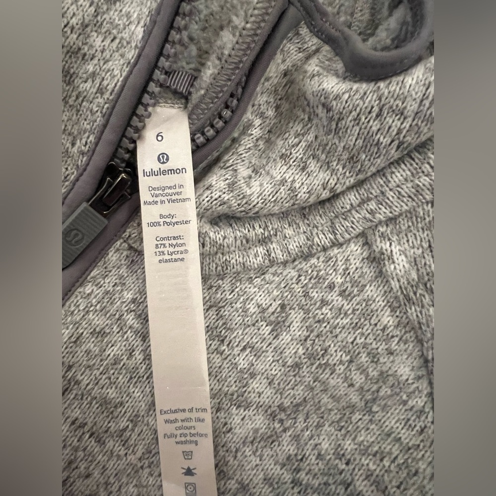 Lululemon jacket - Picture 2 of 6